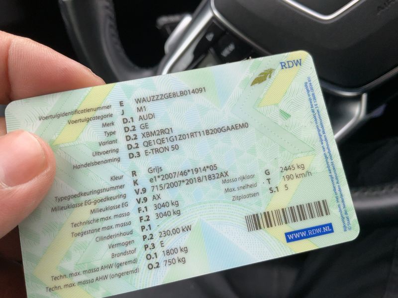 Audi e-tron 50 quattro advanced — zdjęcie 15