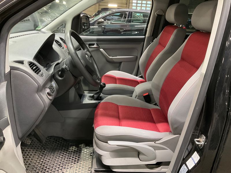 Volkswagen Caddy 1.9 TDI Life — zdjęcie 3