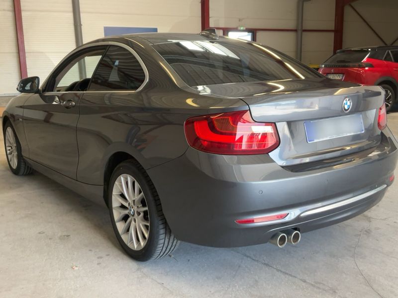 BMW 2er 220d Luxury — zdjęcie 3