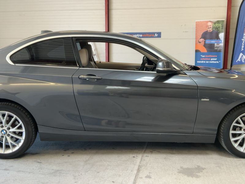 BMW 2er 220d Luxury — zdjęcie 7