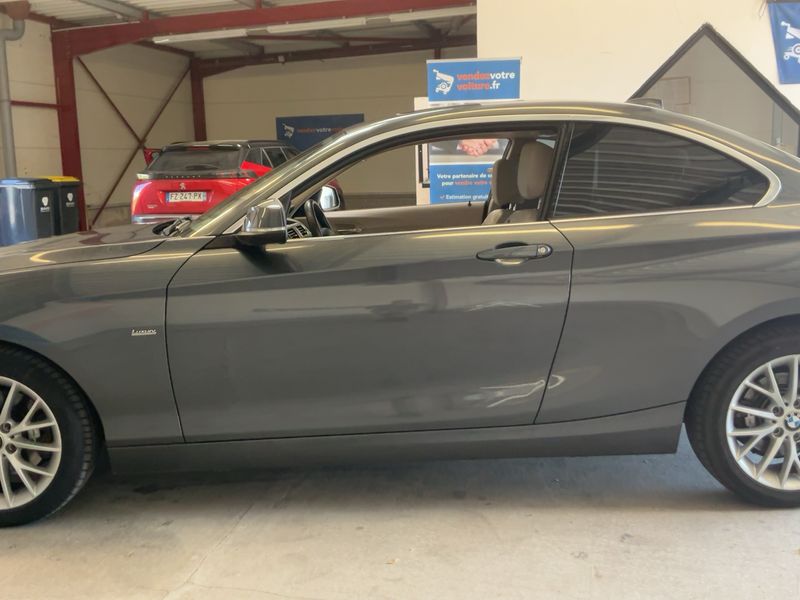 BMW 2er 220d Luxury — zdjęcie 4
