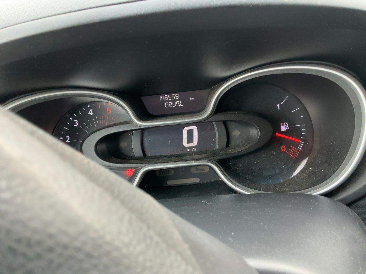 Renault Trafic 2020 — photo 19