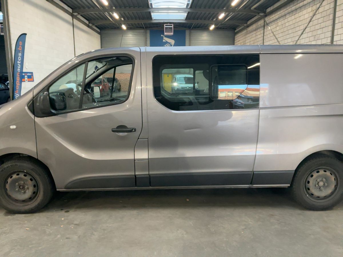 Renault Trafic 2020 — photo 5
