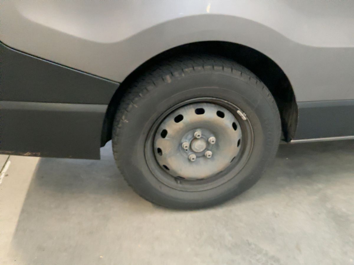 Renault Trafic 2020 — photo 10