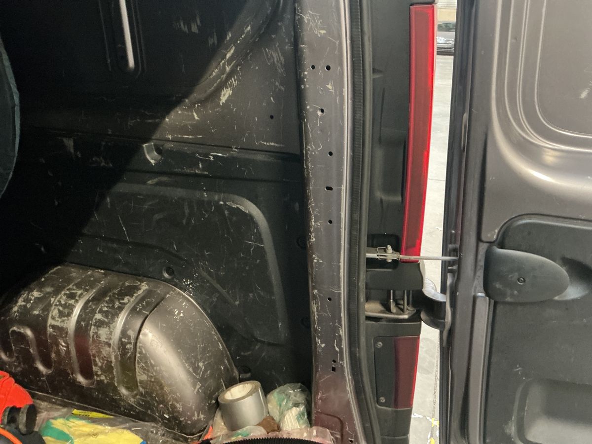 Renault Trafic 2020 — photo 29
