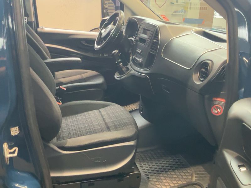 Mercedes-Benz Vito Tourer 111 CDI lang — zdjęcie 11