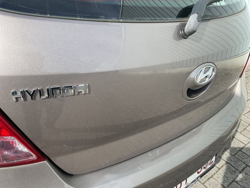 Hyundai i20 1.2 Classic 2013 – снимка 32