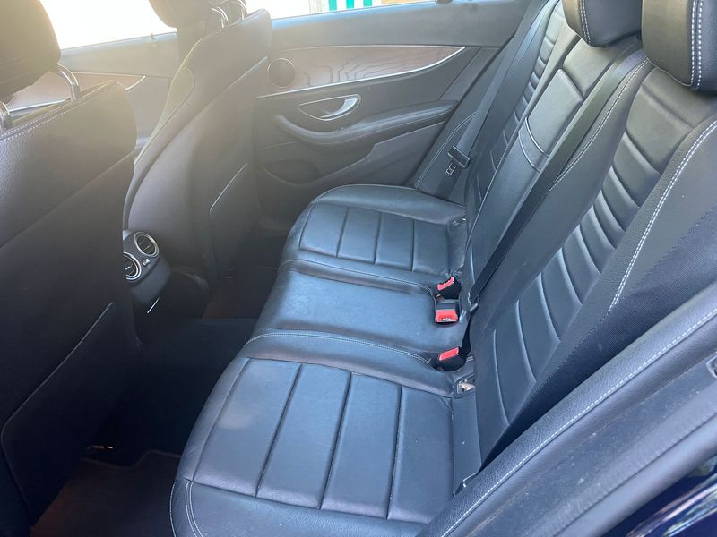 Mercedes-Benz E-Klasse E 200 T 4Matic Exclusive — zdjęcie 20