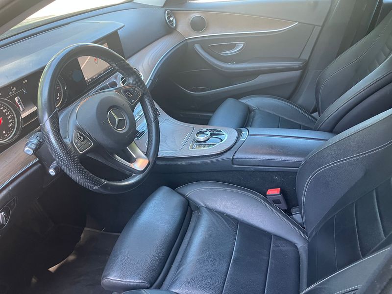 Mercedes-Benz E-Klasse E 200 T 4Matic Exclusive — zdjęcie 22