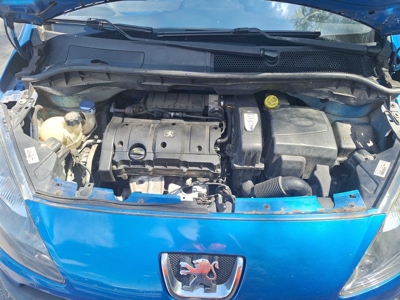 Peugeot 1007 1.6 Sporty — zdjęcie 8