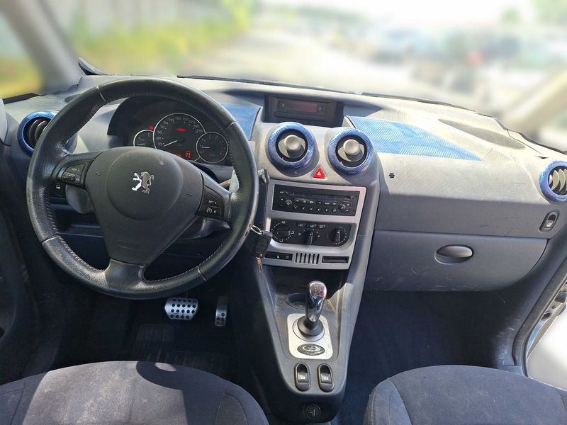 Peugeot 1007 1.6 Sporty — zdjęcie 11