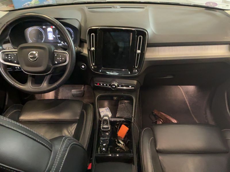 Volvo XC40 1.5 T5 Recharge Plug-in Hybrid Inscription 2WD — zdjęcie 12