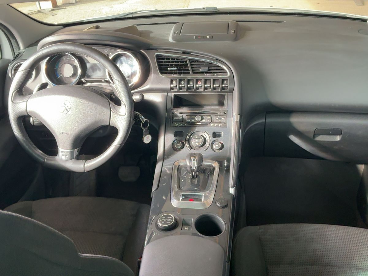Peugeot 3008 2012 — photo 18