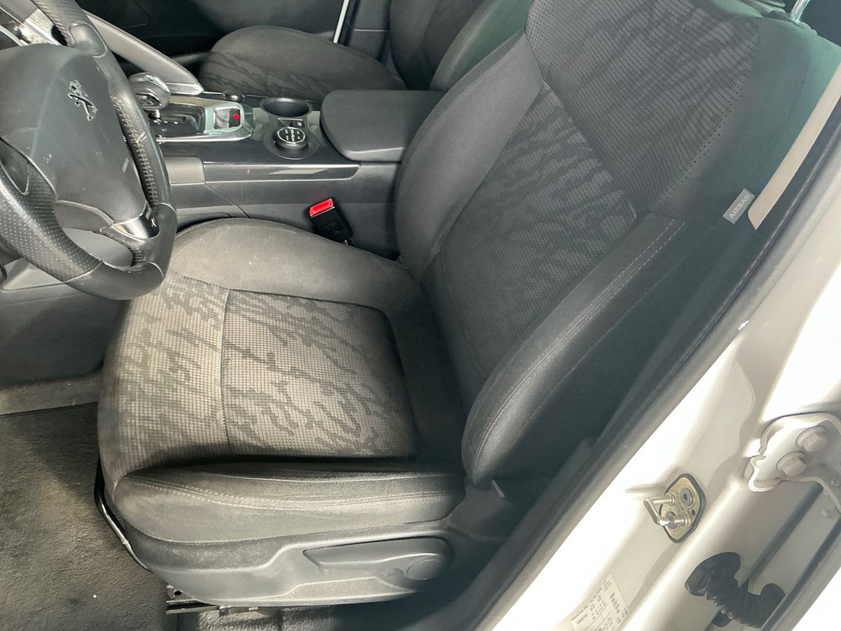 Peugeot 3008 2012 — photo 37
