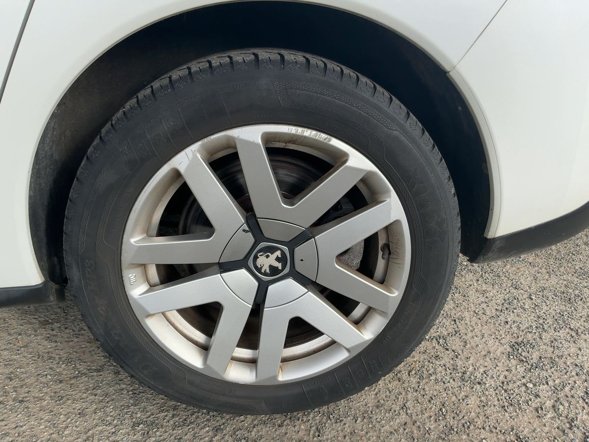 Peugeot 3008 2012 — photo 6