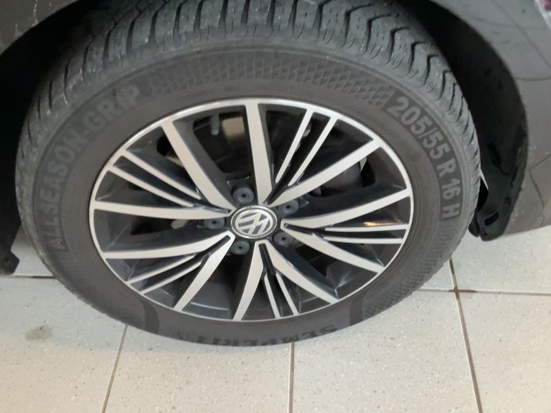Volkswagen Golf VII 2.0 TDI Allstar BlueMotion Tech 2017 – снимка 11