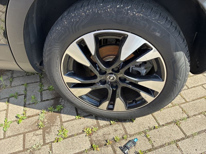 Opel Grandland X 1.2 Turbo Elite — zdjęcie 16