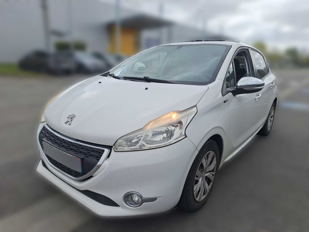 Peugeot 208 2015