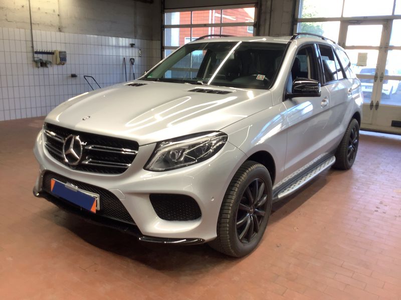 Mercedes-Benz GLE-Klasse GLE 350 d 4Matic AMG Line