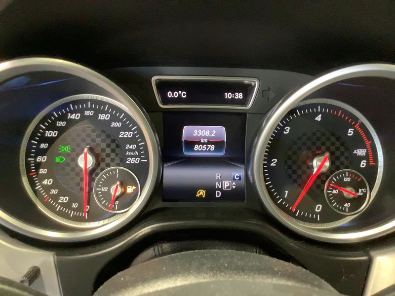 Mercedes-Benz GLE-Klasse GLE 350 d 4Matic AMG Line — zdjęcie 13