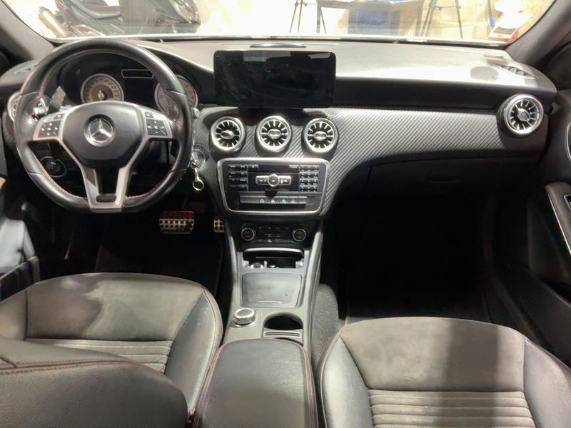 Mercedes-Benz A-Klasse A 200 CDI AMG Sport — zdjęcie 12