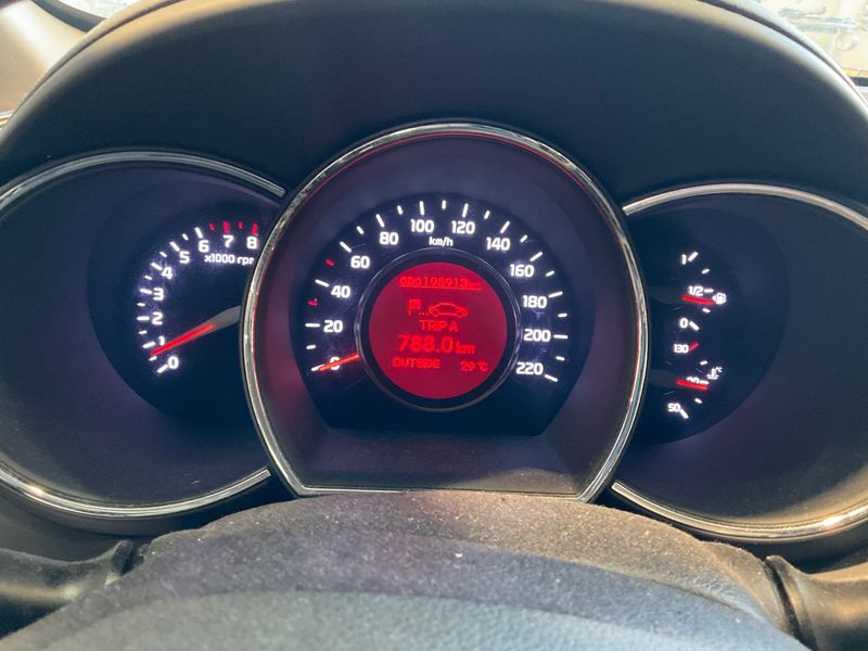 Kia Rio 1.2 Attract — zdjęcie 4