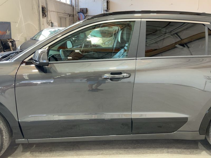 Kia Niro 1.6 Hybrid Premium — zdjęcie 4