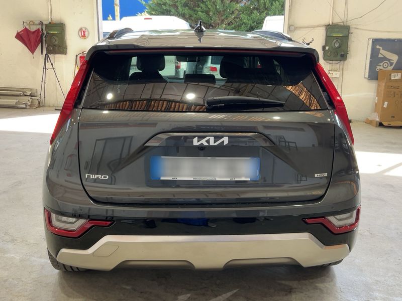 Kia Niro 1.6 Hybrid Premium — zdjęcie 5