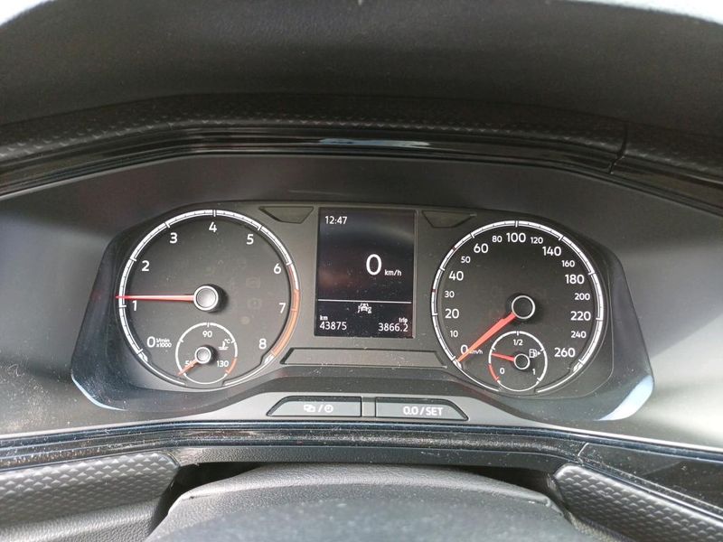 Volkswagen T-Cross 1.0 TSI Life — zdjęcie 17