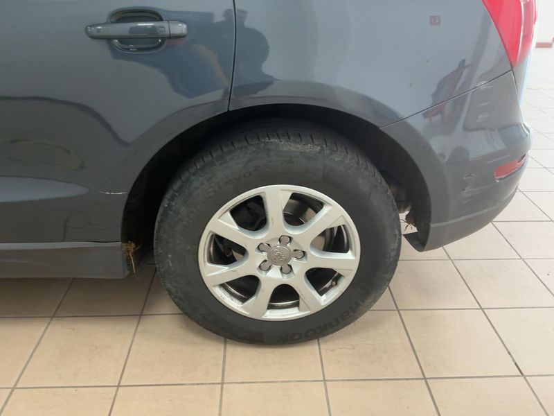 Audi Q5 2.0 TDI quattro 2009 – снимка 5