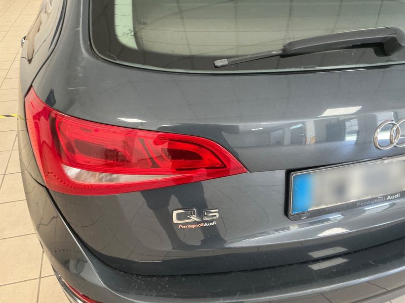 Audi Q5 2.0 TDI quattro 2009 – снимка 37