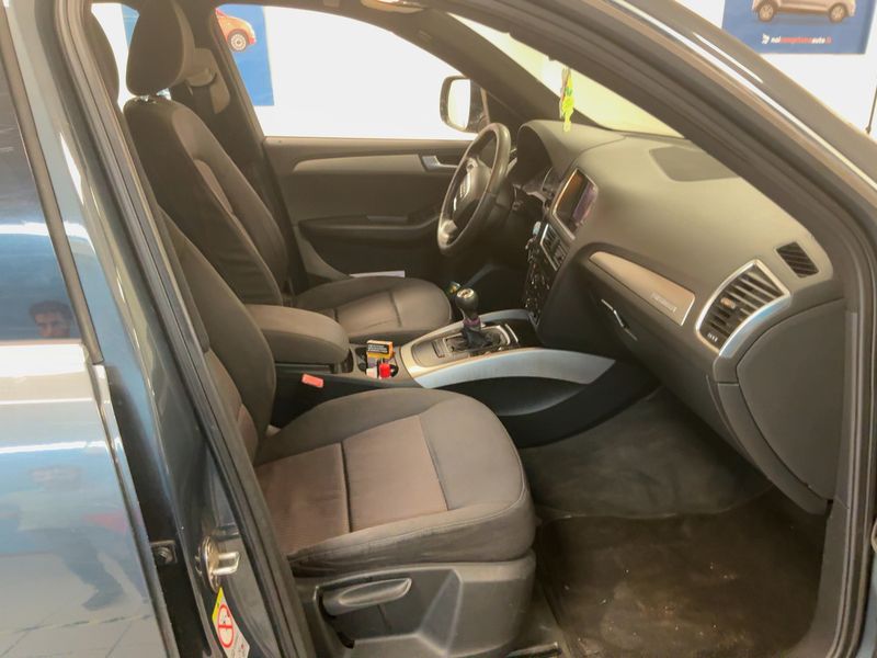 Audi Q5 2.0 TDI quattro 2009 – снимка 16