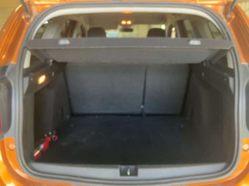 Dacia Duster 1.5 dCi Prestige — zdjęcie 10