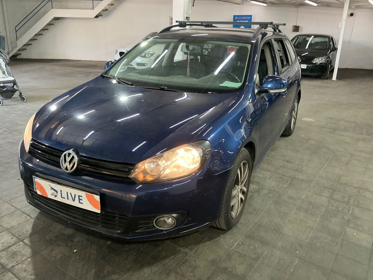 Volkswagen Golf 2011 — photo 1