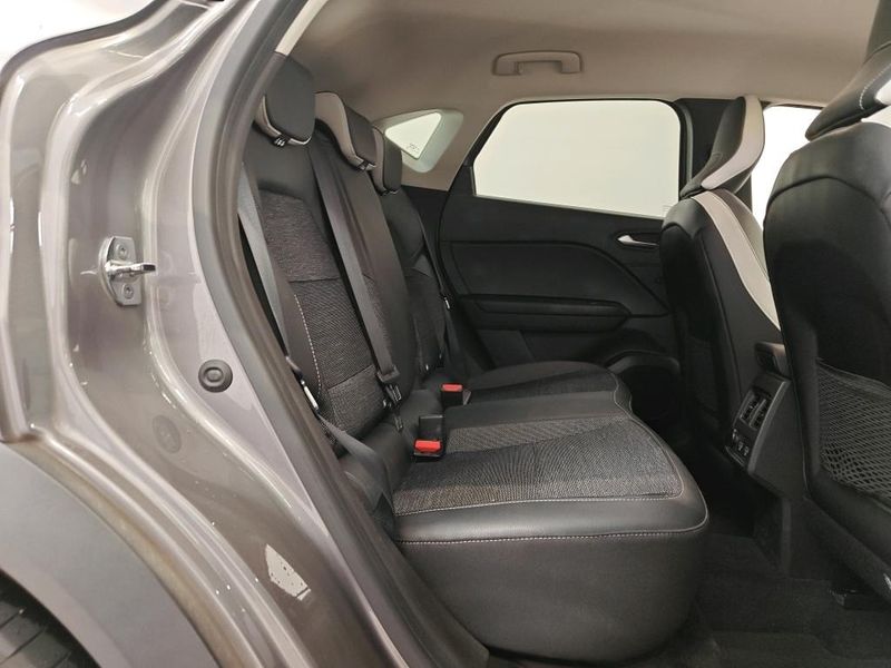 Renault Captur 1.3 TCe Edition One — zdjęcie 8