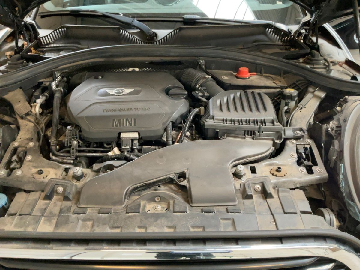 MINI Clubman 2015 — photo 23