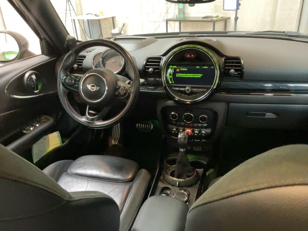 MINI Clubman 2015 — photo 18