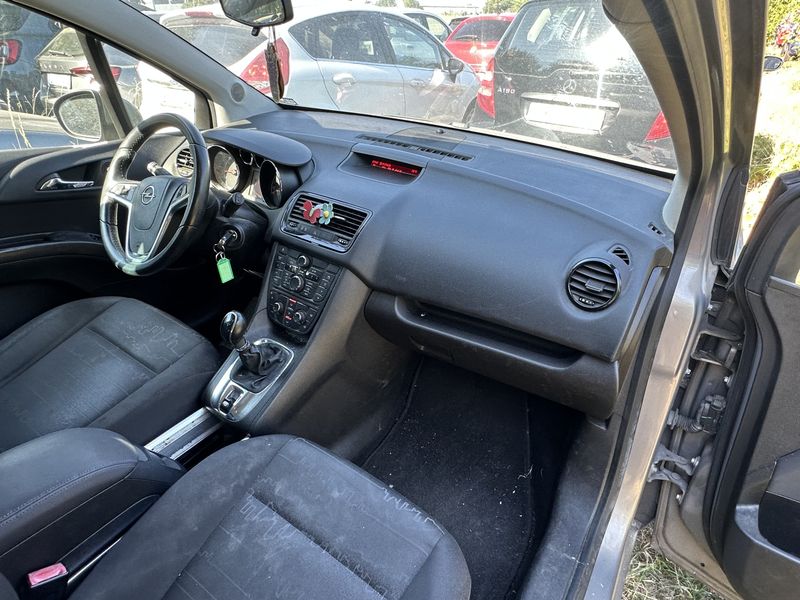 Opel Meriva 1.4 Elective — zdjęcie 11