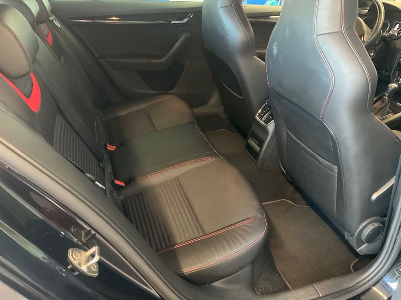 Skoda Octavia 2.0 TDI RS 2015 – снимка 26