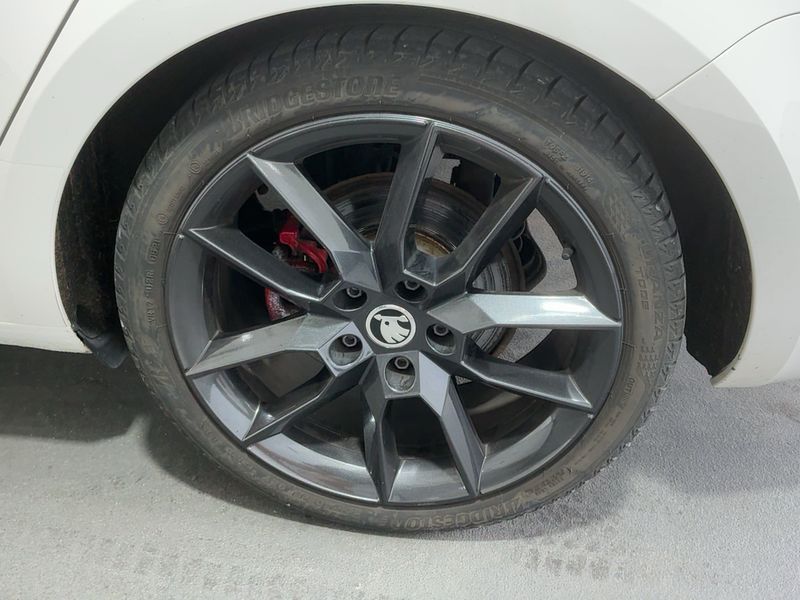 Skoda Octavia 2.0 TDI RS 2015 – снимка 5