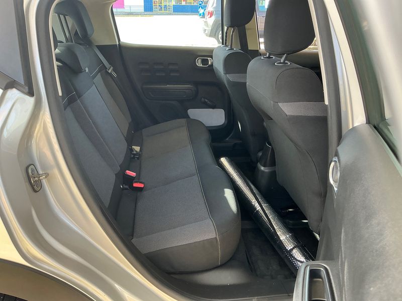 Citroen C3 1.2 PureTech Feel — zdjęcie 14