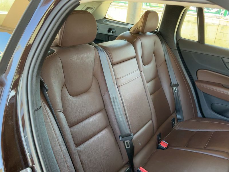 Volvo V60 2.0 D3 Inscription — zdjęcie 14