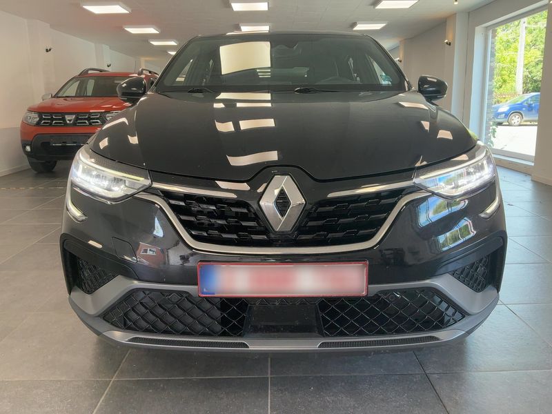 Renault Arkana 1.6 Hybrid E-Tech R.S. Line — zdjęcie 9