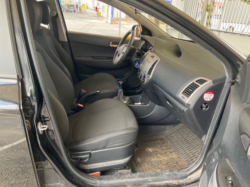 Hyundai i20 1.2 Active — zdjęcie 3