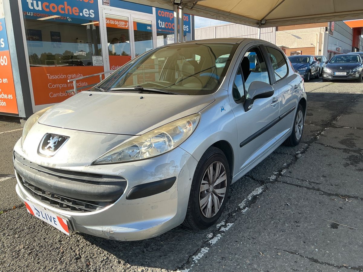 Peugeot 207 1.4 X Line
