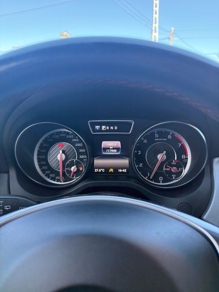 Mercedes-Benz GLA-Klasse GLA 45 AMG 4Matic — zdjęcie 12