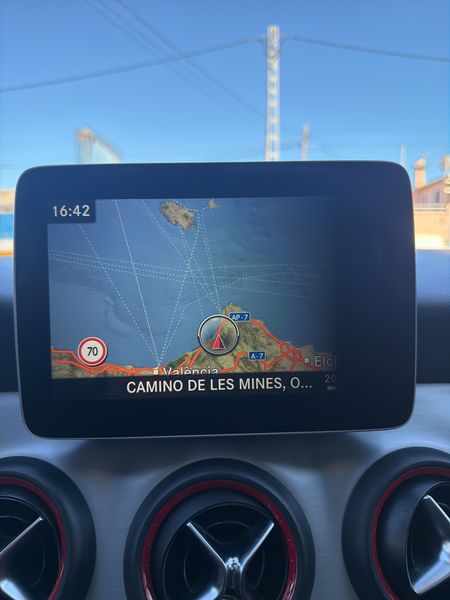 Mercedes-Benz GLA-Klasse GLA 45 AMG 4Matic — zdjęcie 13