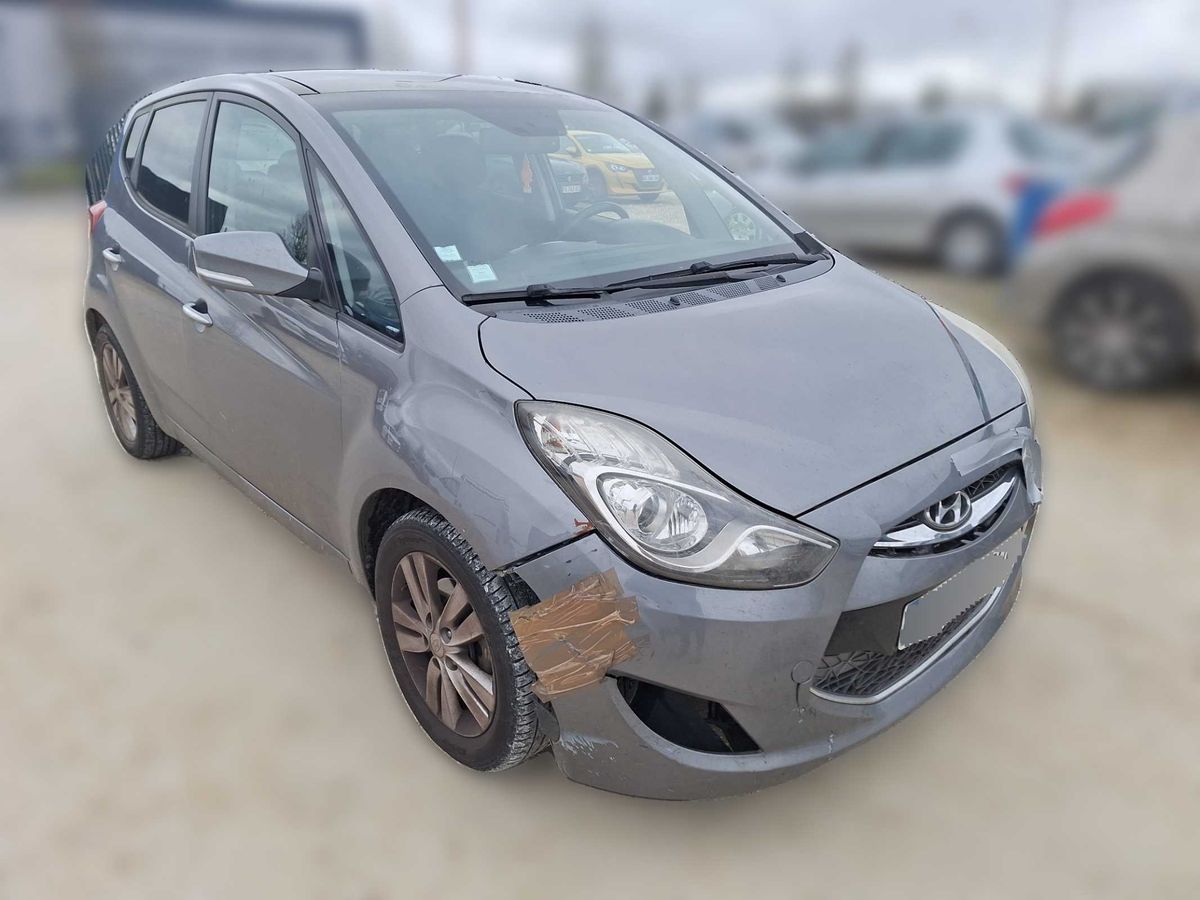 Hyundai ix20 2014 — photo 7