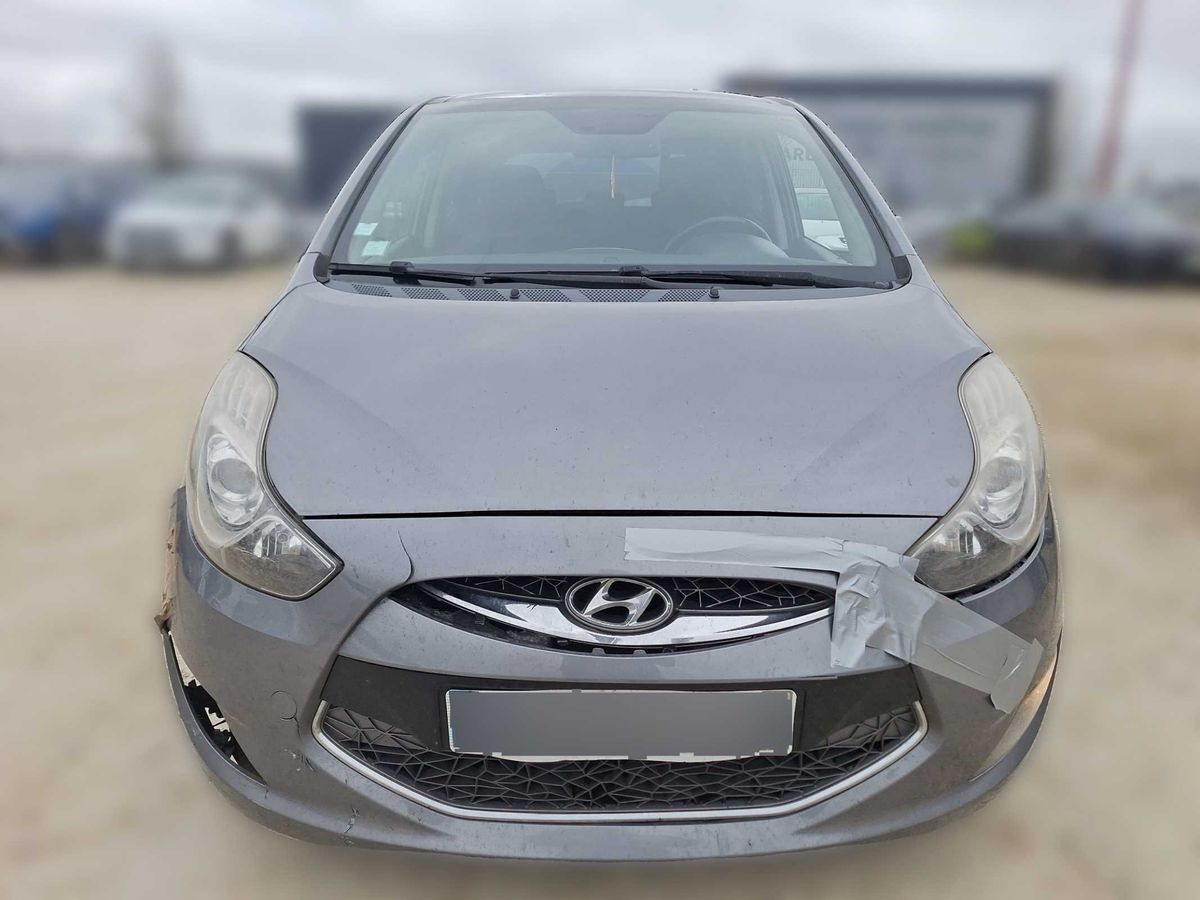 Hyundai ix20 2014 — photo 8