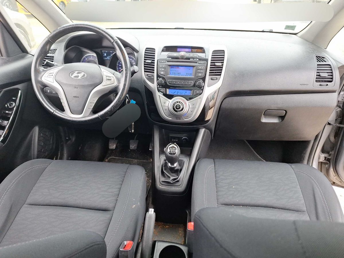 Hyundai ix20 2014 — photo 12